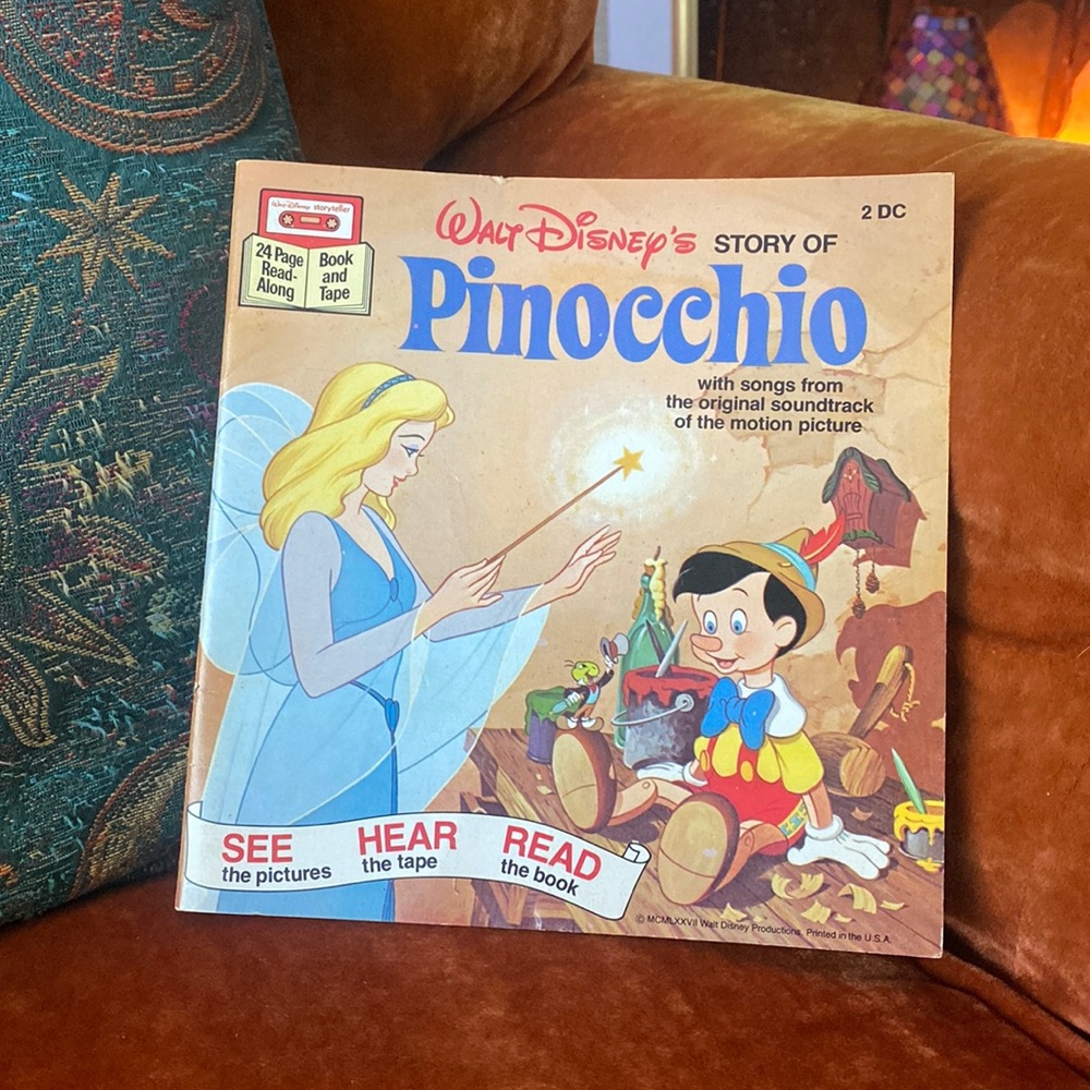 Vintage Disney Pinocchio storybook (without tape)